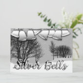 カスタマイズ可能なフラットホリデーカードシルバーベル シーズンカード (スタンド正面)