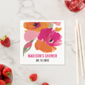 カスタマイズ可能なフローラブライダルシャワーナプキンと日付 スタンダードカクテルナプキン (インサイチュ)