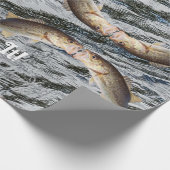 カスタマイズ可能なベースキスをする魚 ラッピングペーパー (角)