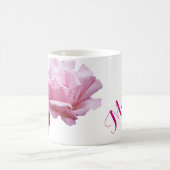 カスタマイズ可能なミリアム名かわいらしピンクローズフローラ コーヒーマグカップ (中央)