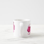 カスタマイズ可能なミリアム名モノグラムピンクローズフローラ エスプレッソカップ (裏面)