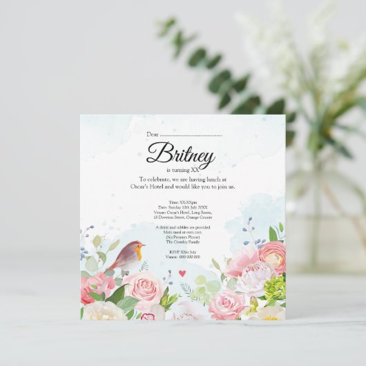 カスタマイズ可能なメス誕生日招待状 – 編集可能 (スタンド正面)