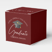 カスタマイズ可能なモダンブルゴーニュ卒業パーティー フェイバーボックス (正面サイド)