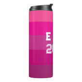 カスタマイズ可能なモノグラムと年 タンブラー (回転左)