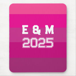 「カスタマイズ可能なモノグラムと年 マウスパッド