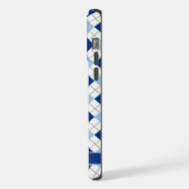 カスタマイズ可能なライトホワイトダークブルーアーガイルパターン iPhoneケース (左側面)