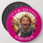 カスタマイズ可能な写真と名前の誕生日ボタン 缶バッジ (正面&裏面)