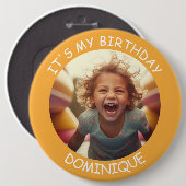 カスタマイズ可能な写真と名前の誕生日ボタン 缶バッジ (正面&裏面)