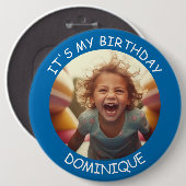 カスタマイズ可能な写真と名前の誕生日ボタン 缶バッジ (正面&裏面)