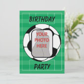 カスタマイズ可能な写真のサッカーボールのパーティの招待状 招待状 (スタンド正面)