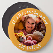 カスタマイズ可能な写真、名前、年齢の誕生日ボタン 缶バッジ (正面&裏面)