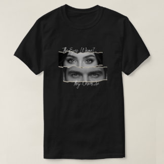 カスタマイズ可能な名前と瞳 カスタムTシャツ Tシャツ