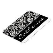 カスタマイズ可能な名前の白と黒のダマスク マグネット (左側)