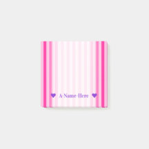 カスタマイズ可能な名前 + 淡いピンク及び濃いピンク縞で飾ります