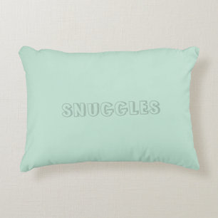 カスタマイズ可能な名前"Snuggles" seafooam mint green アクセントクッション