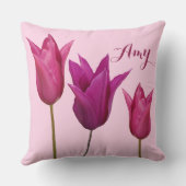 カスタマイズ可能な名前Amy かわいらし pink tulipsフローラ クッション (裏面)