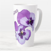 カスタマイズ可能な名前Fiona purple pansy flowersおもしろい カフェラテマグ (右アングル)