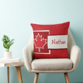 カスタマイズ可能な名前Patriotic Canada Maple Leaf クッション (椅子)