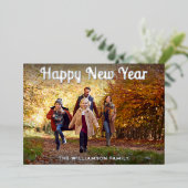 カスタマイズ可能な新年の家族写真 箔シーズンカード (立ち正面)