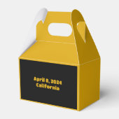 カスタマイズ可能な日食の犬の親クラブ フェイバーボックス (裏面サイド)