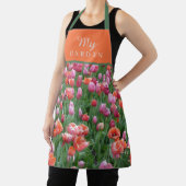 カスタマイズ可能な明るいオレンジ、ピンクと緑のチューリップ エプロン (インサイチュ)