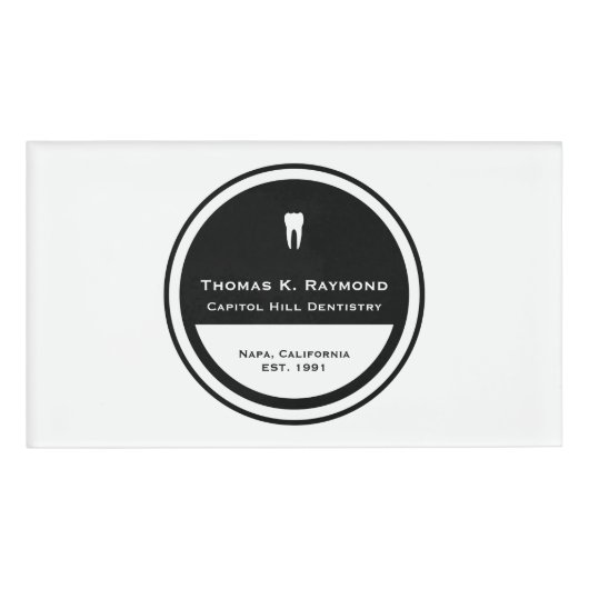 カスタマイズ可能な歯科円 名札 (正面)
