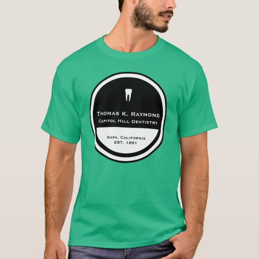 カスタマイズ可能な歯科円 Tシャツ (正面)