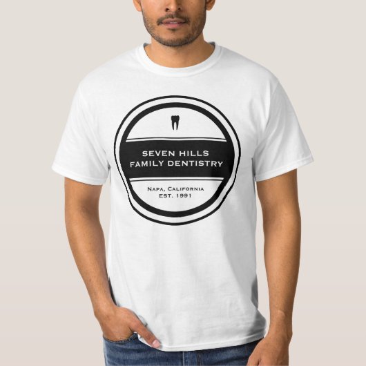カスタマイズ可能な歯科円 Tシャツ (正面)