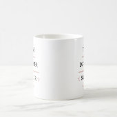 カスタマイズ可能な現代のティーンエイジャーの娘のサバイバー コーヒーマグカップ (中央)