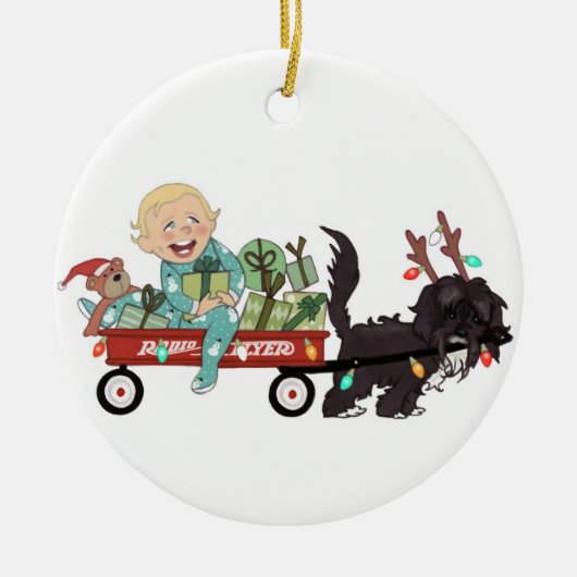 カスタマイズ可能な男の子及び彼の犬のクリスマスのオーナメント- セラミックオーナメント (正面)