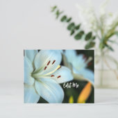 カスタマイズ可能な白いLilyポストカード ポストカード (スタンド正面)