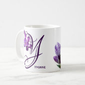 カスタマイズ可能な紫色の花の名前Yvonneヴィンテージ コーヒーマグカップ (正面左)