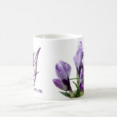 カスタマイズ可能な紫色の花の名前Yvonneヴィンテージ コーヒーマグカップ (中央)