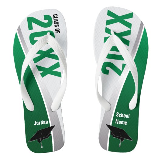 カスタマイズ可能な緑及び白い卒業 ビーチサンダル (フットベッド)