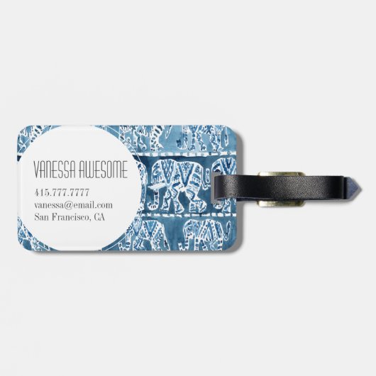 カスタマイズ可能な象のサファリのBohoの種族のインディゴ ラゲッジタグ (裏面横)