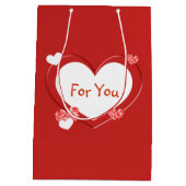 カスタマイズ可能な赤いハートバレンタインデー抱き枕 ミディアムペーパーバッグ (裏面)