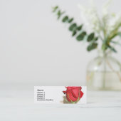 カスタマイズ可能な赤いバラの写真の結婚式の引き出物のラベル スキニー名刺 (スタンド正面)