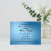 カスタマイズ可能な退職の招待の青の勾配 ポストカード (スタンド正面)