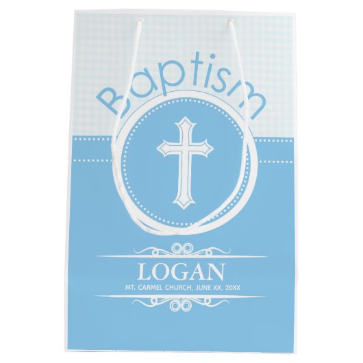 カスタマイズ可能な青い男の子の神のバプテスマ ミディアムペーパーバッグ (裏面)