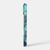 カスタマイズ可能な青と緑のステンドグラスのパターン iPhone 15ケース (左側面)