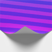 カスタマイズ可能な青、紫、およびピンクのストライプ ラッピングペーパー (角)