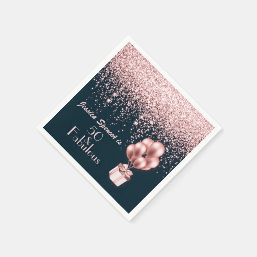 カスタマイズ可能な50と素晴らしいバラ金ゴールド50誕生日 スタンダードカクテルナプキン (角)