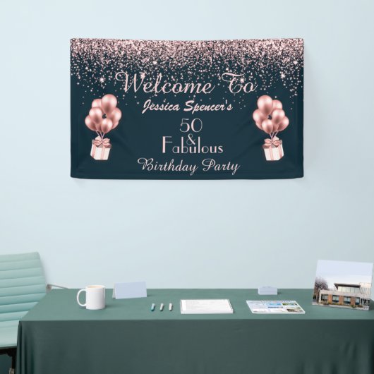 カスタマイズ可能な50と素晴らしいバラ金ゴールド50誕生日 横断幕 (トレードショー)