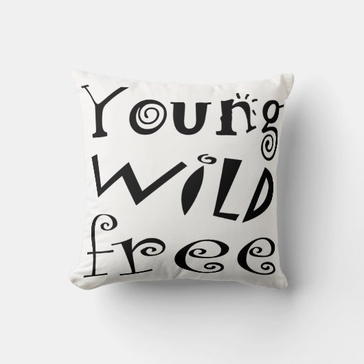 カスタマイズ可能な「ヤングワイルドフリー」タイポグラフィ引用文 クッション (正面)