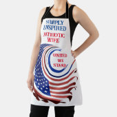 カスタマイズ可能な「単なる愛国の妻を満たす」 エプロン (インサイチュ)