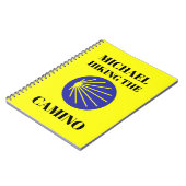 カスタマイズ可能な「Michael Hiking the Camino」 ノートブック (左側)