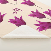 カスタマイズ可能なMモノグラムかわいらしピンクチューリップフローラ シェルパブランケット (3/4)