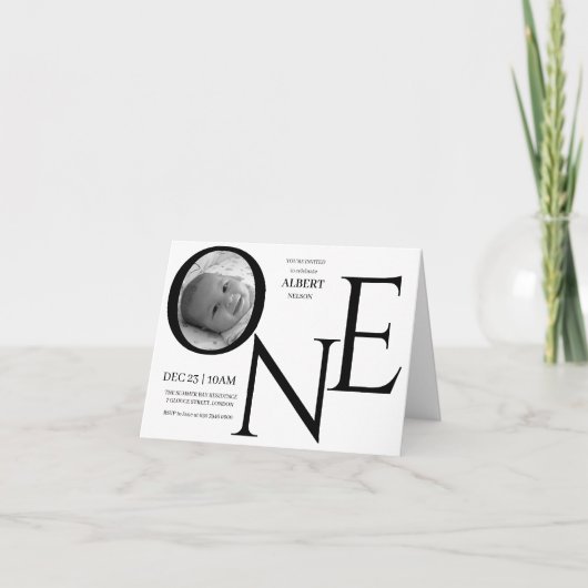 カスタマイズ可能なONE誕生日写真 招待状 (正面)