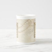 カスタマイズ可能結婚な50周年真珠 ボーンチャイナマグカップ (正面)