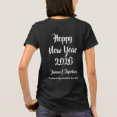 カスタマイズ可能 2026年 謹賀新年 名入れ Tシャツ (裏面)